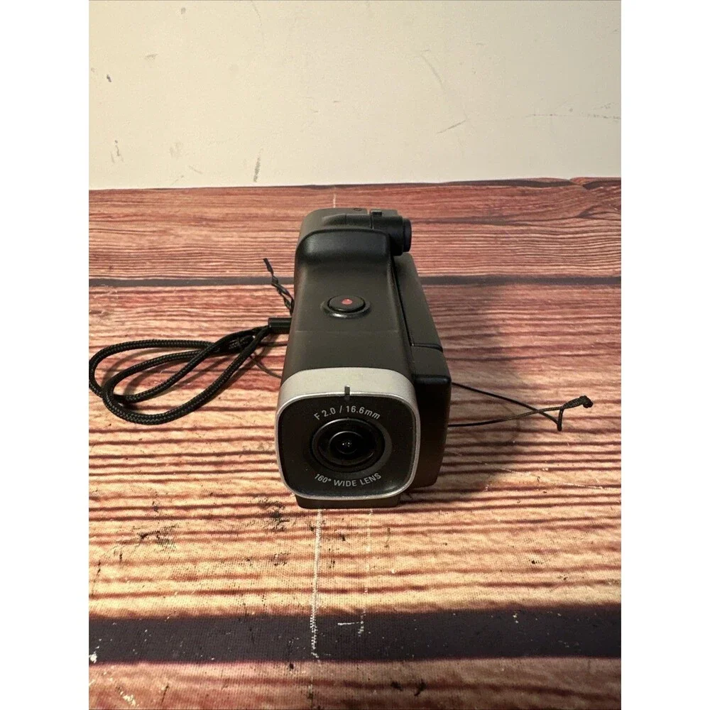 Zoom Q8 handy video recorder W/ Battery - WORKING